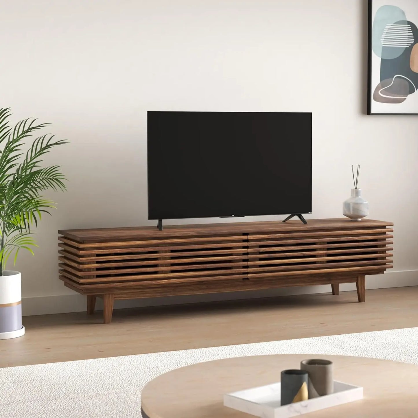 4K UHD HDR Smart TV With Roku Streaming Capabilities